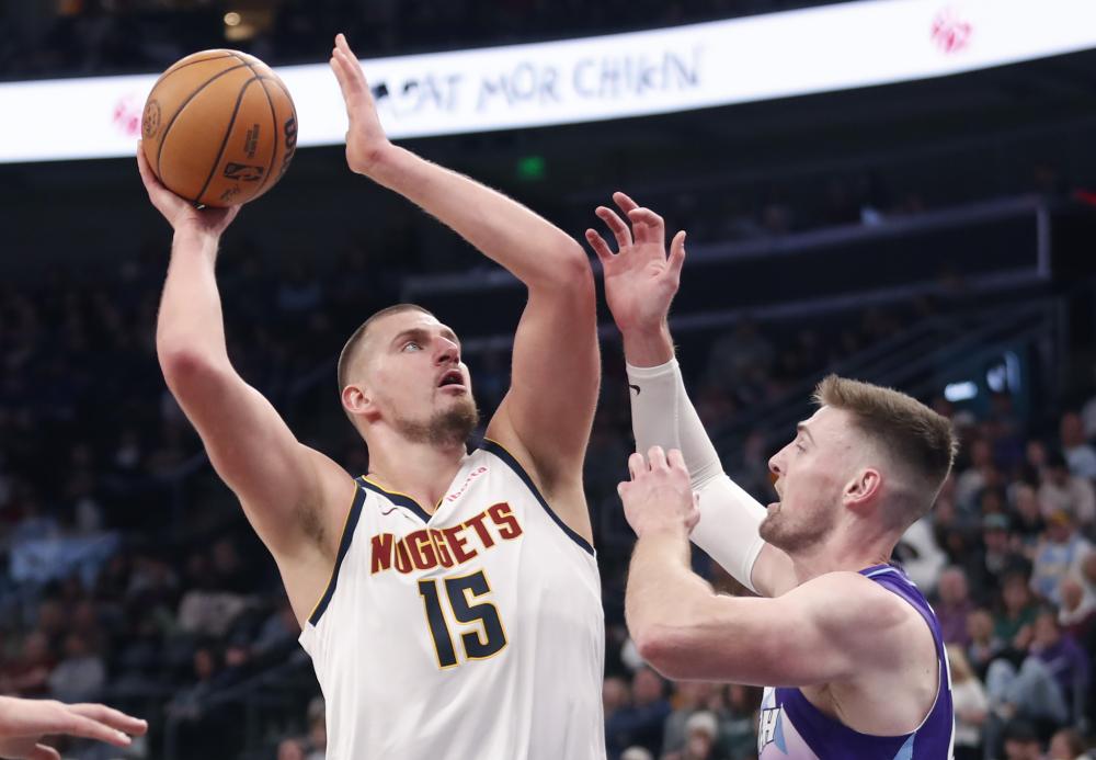 签下多纳鲁 签下多纳鲁