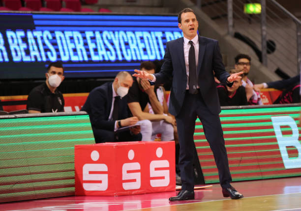 防守回收速 防守回收速